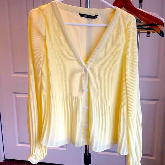 Zara lemon yellow top, size US Medium - Picture 5 of 5